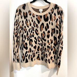 Leopard print sweater, size Large